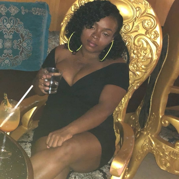 Meet your Posher, Trina - Picture 1 of 1